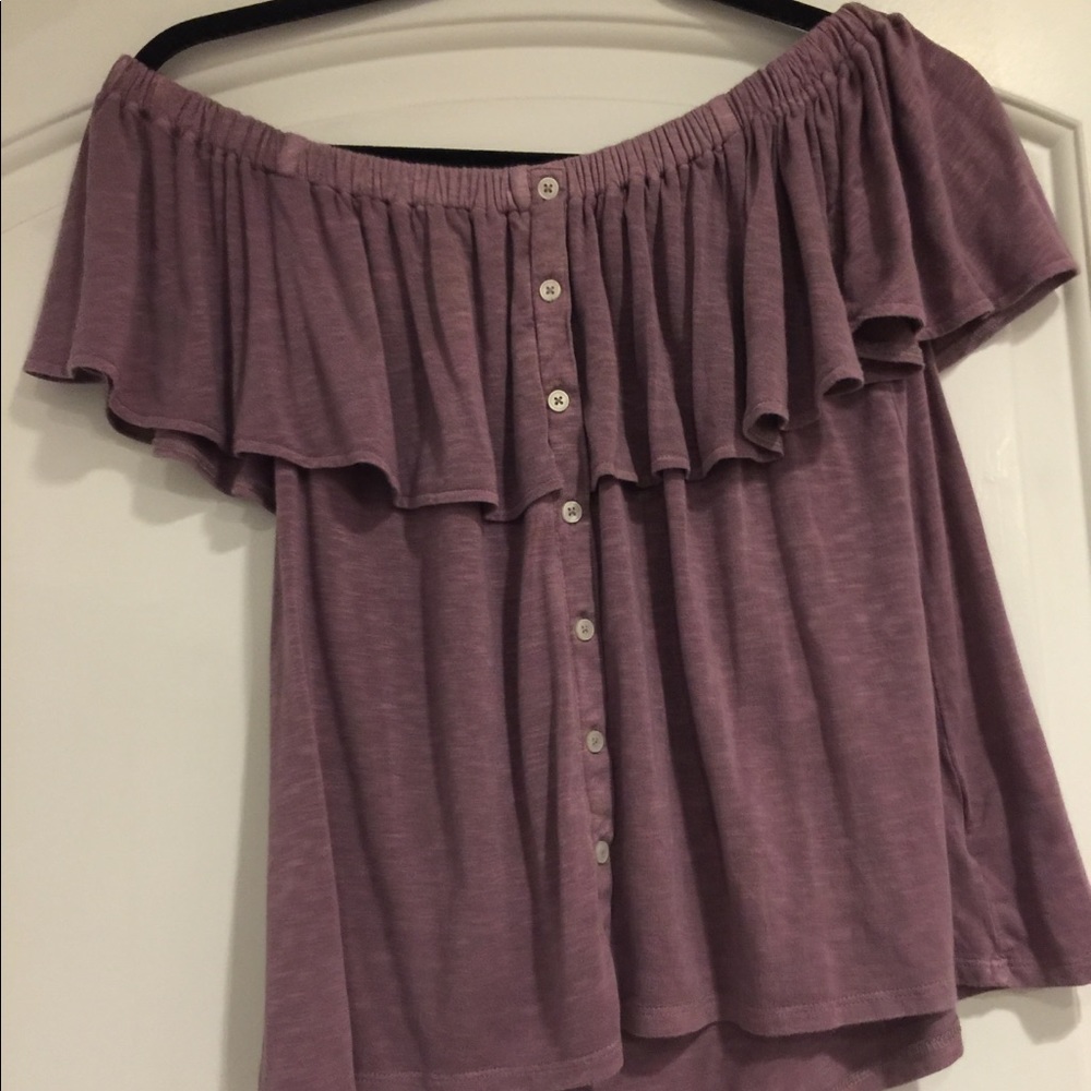 american eagle off the shoulder top
